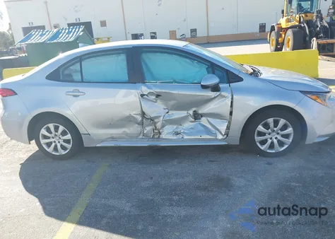 2024 Toyota Corolla Le z USA, uszkodzony, nr VIN 5YFB4MDE2RP123358